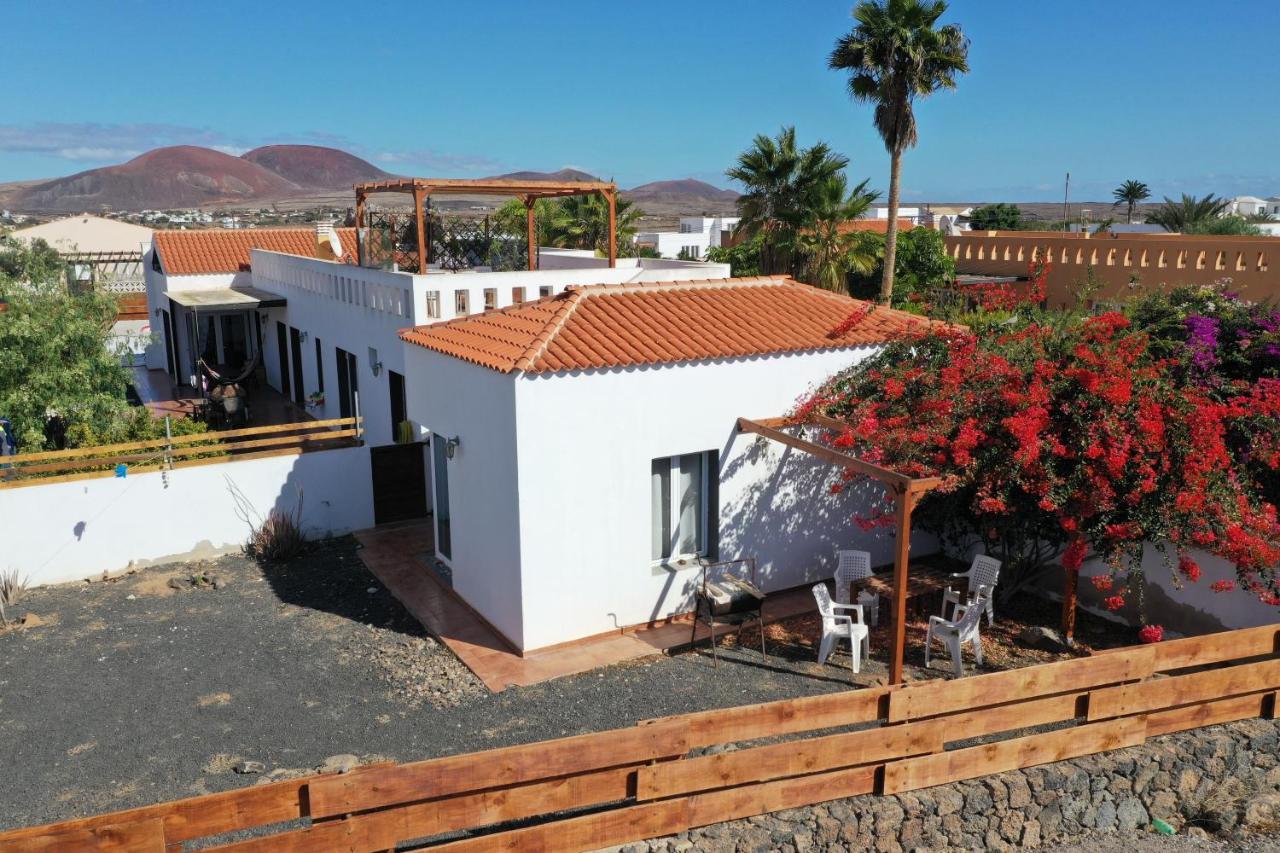 Bed and Breakfast Da Mata Kite&Surf House Lajares Esterno foto